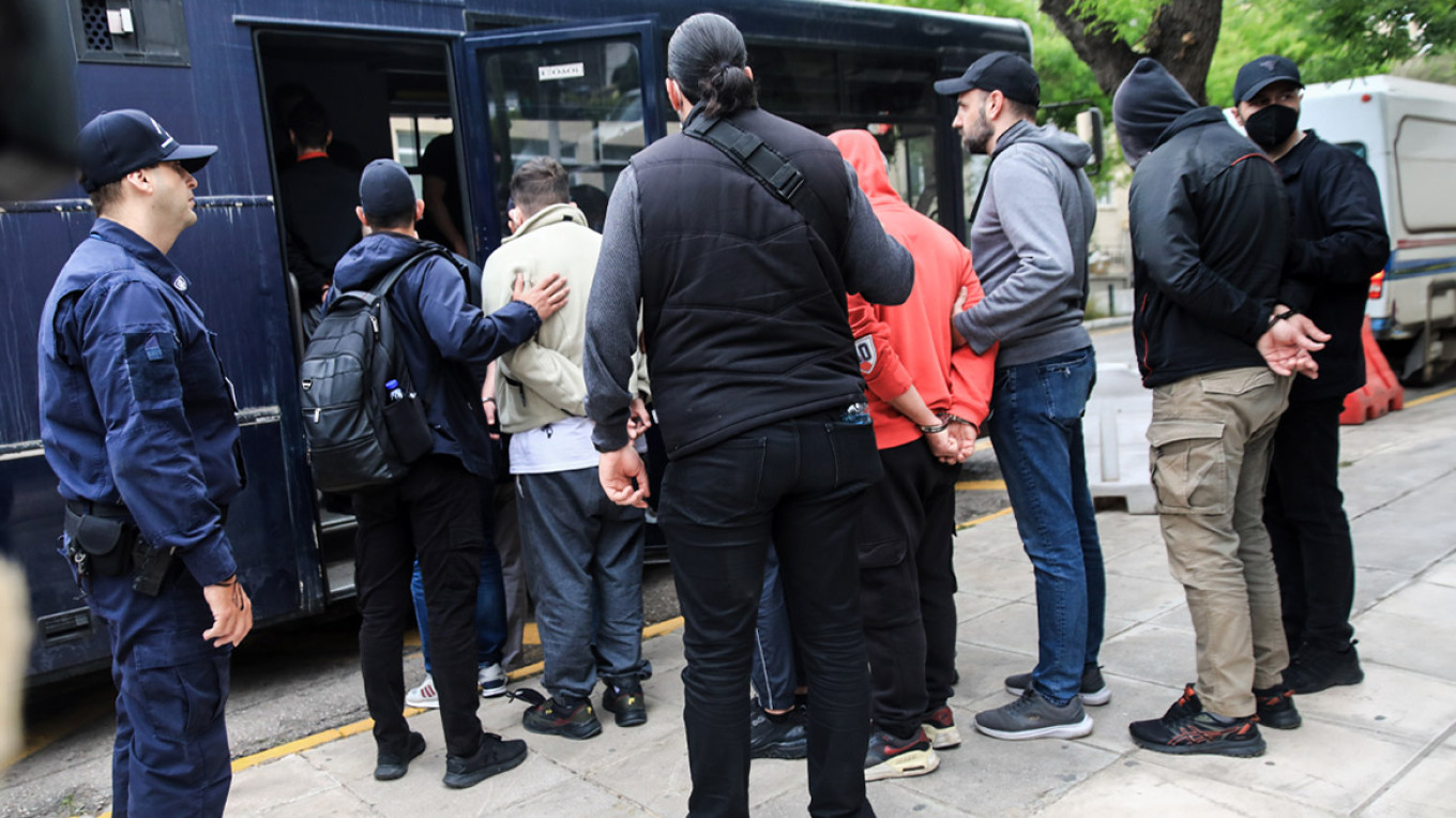 Δολοφονία Γ.Λυγγερίδη: Προφυλακιστέοι τρεις από τους δέκα κατηγορουμένους