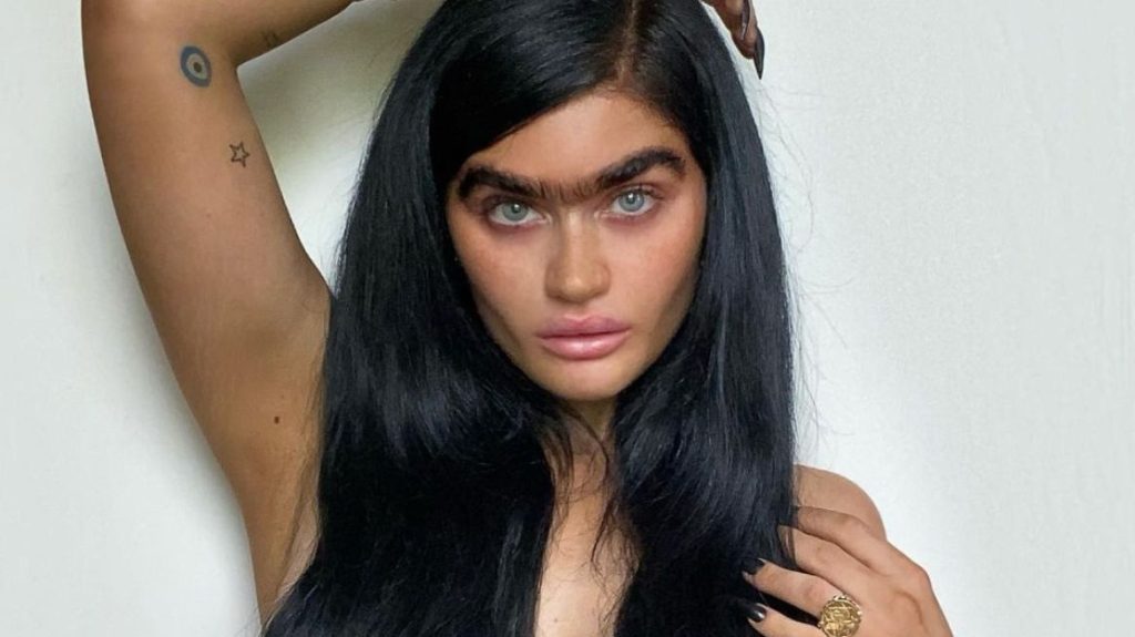 Σοφία Χατζηπαντελή: Πόζαρε με μαύρα εσώρουχα και το μπούστο της «έριξε» το Instagram