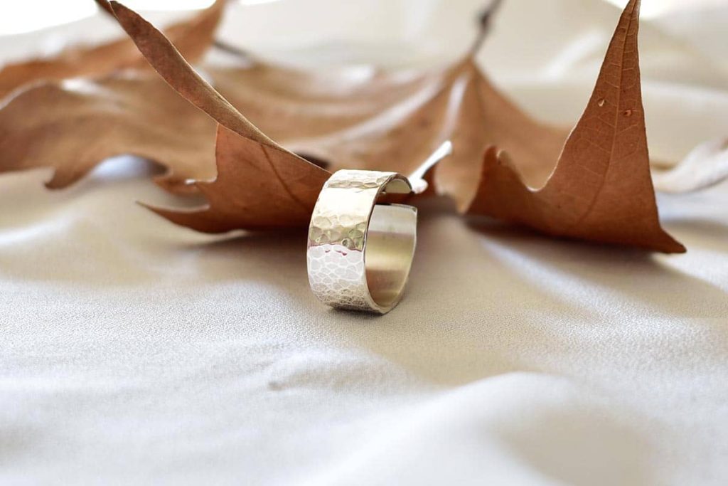 Το κόλπο για να καταλάβετε αν ένα αντικείμενο είναι από αληθινό ασήμι