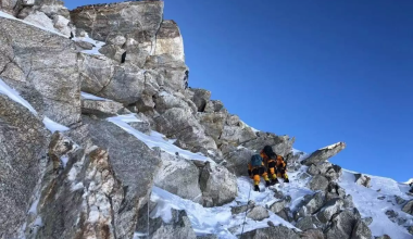 Αλάσκα: Ορειβάτες έπεσαν από ύψος 305 μέτρων – Ένας νεκρός και ένας τραυματίας