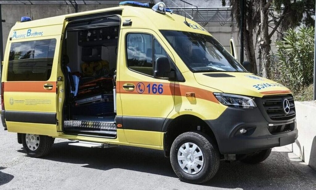 Σοβαρό τροχαίο στο Ηράκλειο: Μηχανή συγκρούστηκε με τζιπ – Τραυματίστηκε σοβαρά μια γυναίκα