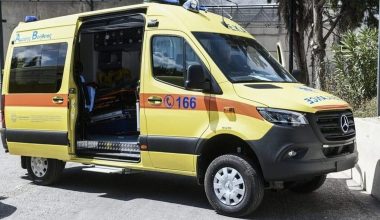 Σοβαρό τροχαίο στο Ηράκλειο: Μηχανή συγκρούστηκε με τζιπ – Τραυματίστηκε σοβαρά μια γυναίκα