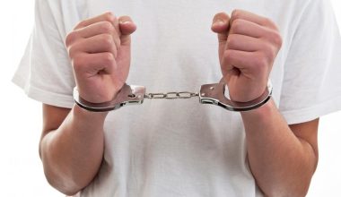 Χαλάνδρι: Συνελήφθη 54χρονος που είχε κρυμμένες σε μοτοσικλέτα συσκευασίες με κοκαΐνη