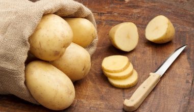 Γνώριζες ότι μπορείς να καθαρίσεις αυτά τα έξι πράγματα με μία… πατάτα;