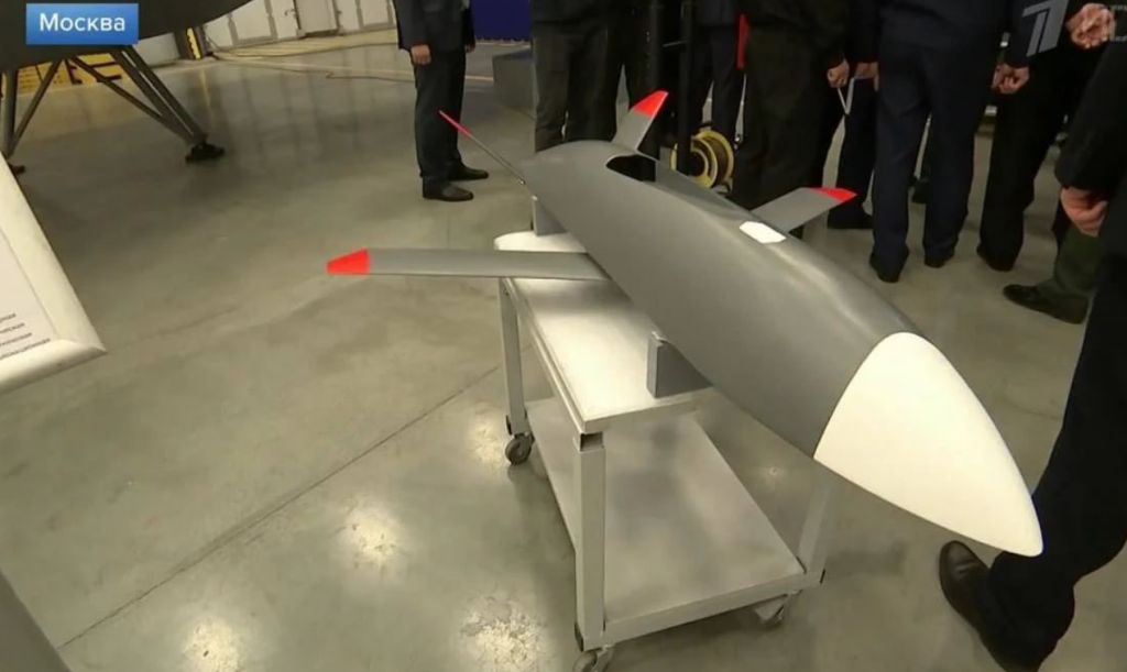 Η United Aircraft Corporation κατοχύρωσε με δίπλωμα ευρεσιτεχνίας ένα αεροσκάφος UAV για το Sukhoi Su-57