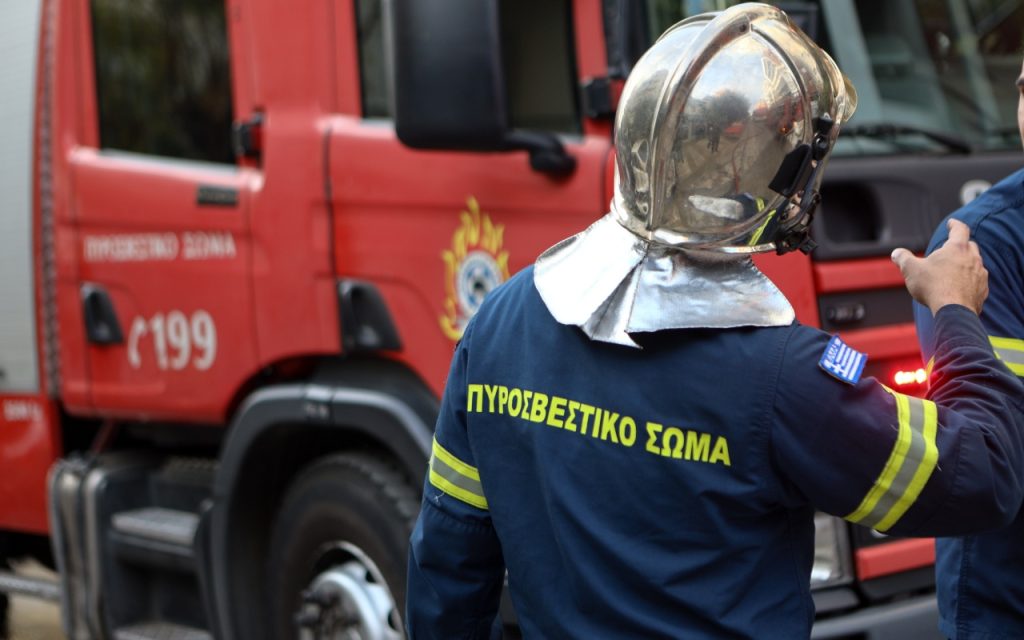 Θεσσαλονίκη: Στις φλόγες τυλίχθηκε και δεύτερο λεωφορείο – ΚΤΕΛ κάηκε στο Ωραιόκαστρο 