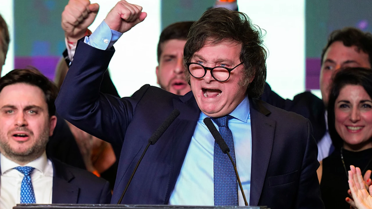 Αργεντινή: O X.Μιλέι δηλώνει πως δεν θα κλείσει δημόσια πανεπιστήμια