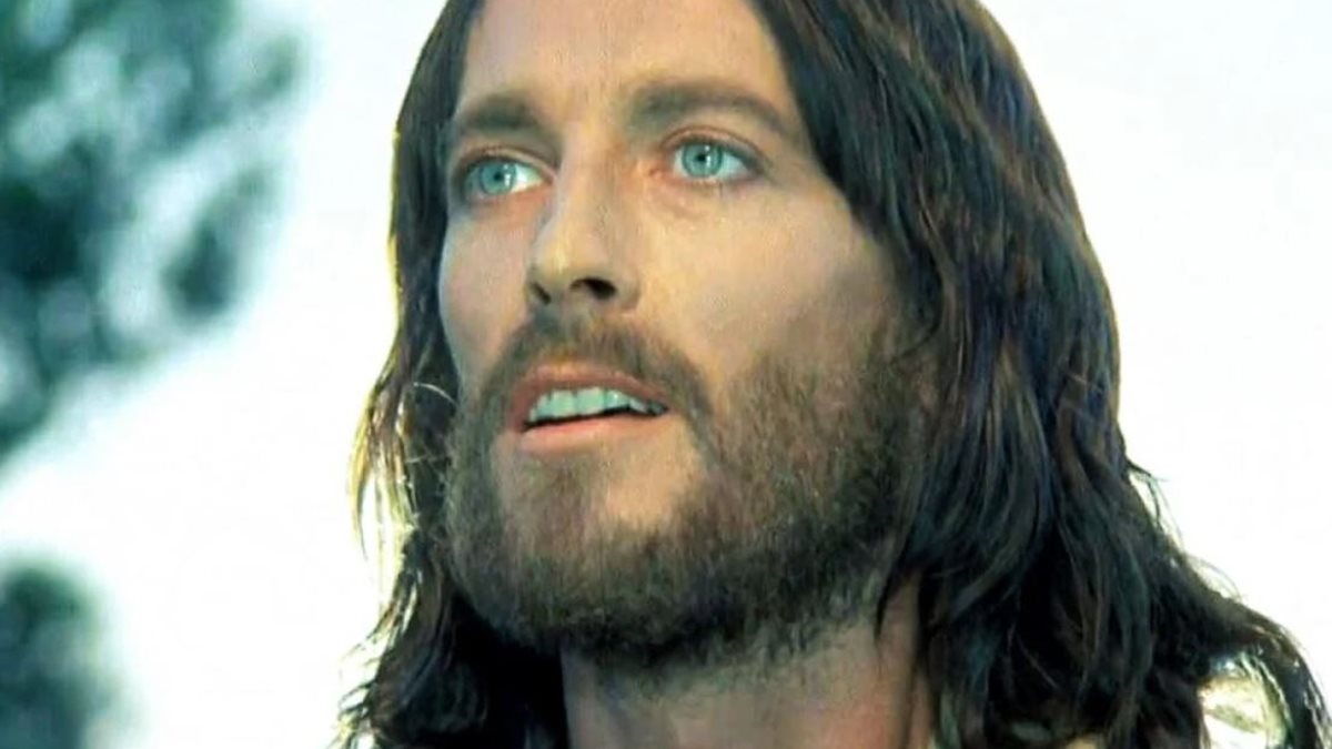Ρόμπερτ Πάουελ: Δείτε πως είναι σήμερα ο ηθοποιός που υποδύθηκε τον «Ιησού από τη Ναζαρέτ»