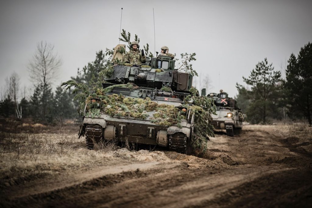 WSJ: «Οι χώρες του ΝΑΤΟ εφάρμοσαν σενάριο “ρωσικής εισβολής” κατά τη διάρκεια άσκησης στη Λετονία»