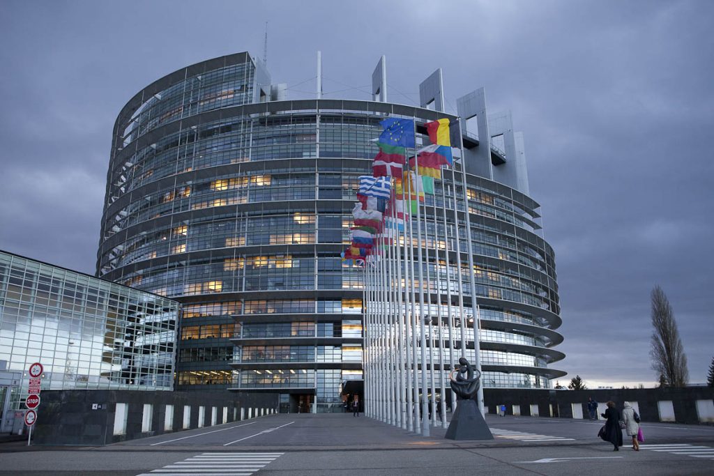 Ευρωπαϊκό Κοινοβούλιο: Πόσοι ευρωβουλευτές θα εκλεγούν τον Ιούνιο – Οι 20 μόνιμες επιτροπές και η σύνθεσή τους