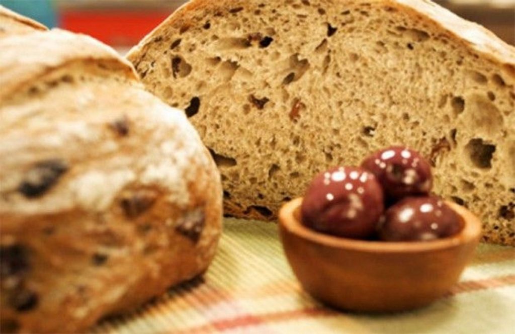 Νηστεία: Καταλύεται σε περίπτωση φιλοξενίας;