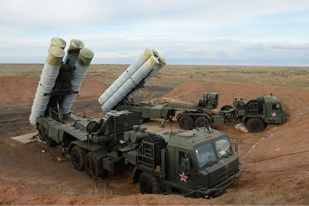 Σ.Σοϊγκού: «Θα αναπτύξουμε στην Ουκρανία τα αντιαεροπορικά/αντιπυραυλικά συστήματα S-500 Prometheus»