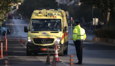 Κρήτη: Μηχανή συγκρούστηκε με αυτοκίνητο στον ΒΟΑΚ – Νεκρή 25χρονη