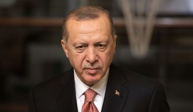 Bloomberg: Η Τουρκία αποφάσισε να «παγώσει» όλες τις εμπορικές σχέσεις της με το Ισραήλ 