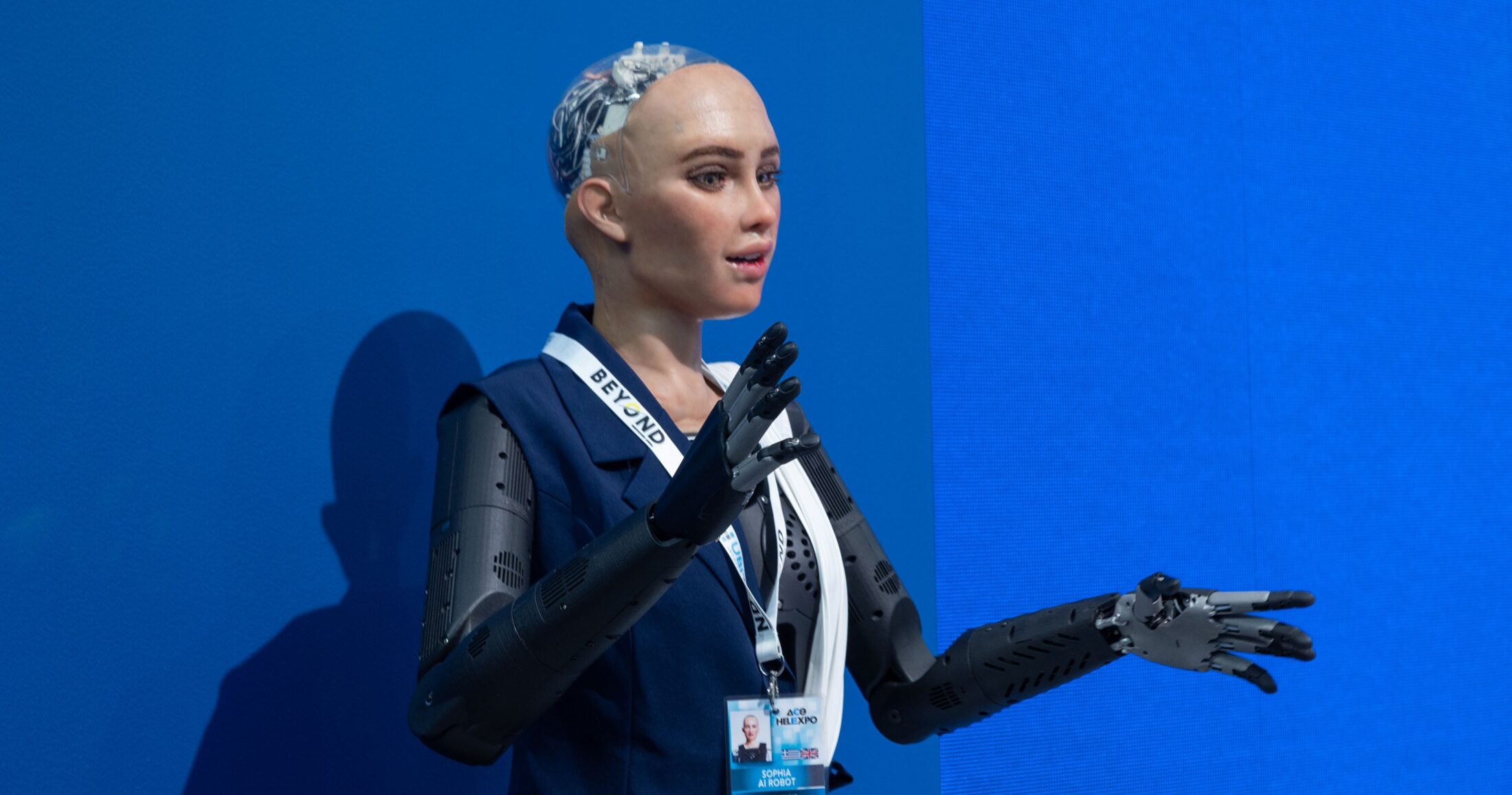 Το ρομπότ Σοφία για την… τούμπα που «έφαγε» στη ΔΕΘ – «Είμαι πλήρως καλά και απόλυτα λειτουργική»