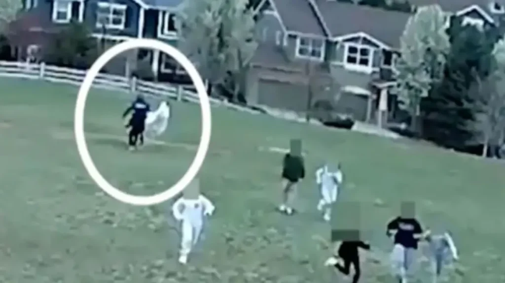 ΗΠΑ: Τρόμος σε δημοτικό σχολείο στο Κολοράντο – 33χρονος τρανς προσπάθησε να αρπάξει παιδιά