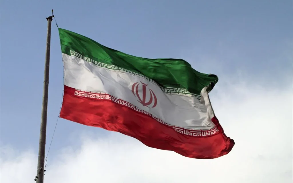 Ιράν: Κυρώσεις σε ΗΠΑ και Βρετανία – Στο στόχαστρο πρόσωπα και επιχειρήσεις
