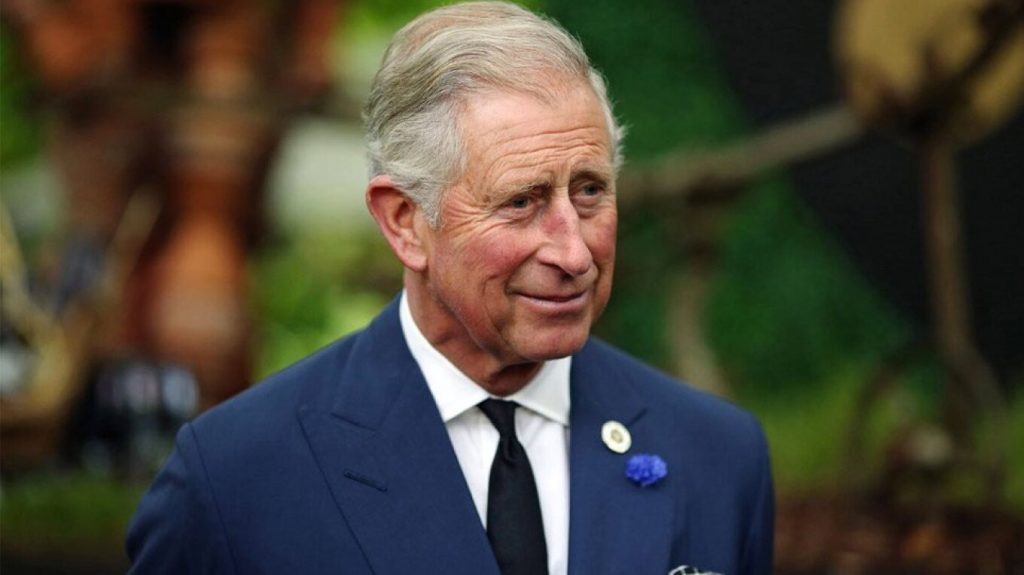 Βασιλιάς Κάρολος: Άνδρας ισχυρίζεται ότι είναι γιος του και αναρτά φωτογραφίες που το «αποδεικνύουν»