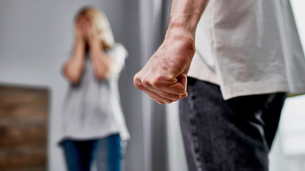 Ενδοοικογενειακή βία: Συνελήφθησαν 9 άτομα σε Αχαΐα, Ηλεία και Αιτωλοακαρνανία