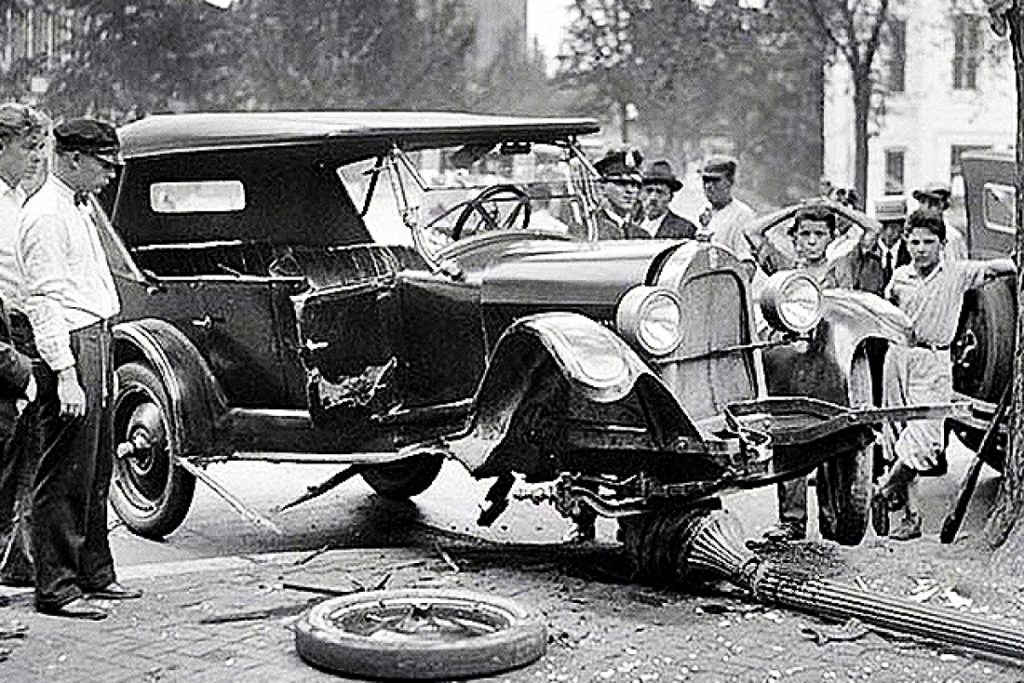 Τα πρώτα αυτοκίνητα στην Ελλάδα είχαν ταχύτητα 35 χιλιόμετρων και ήδη το 1934 είχαμε 7.000 τροχαία