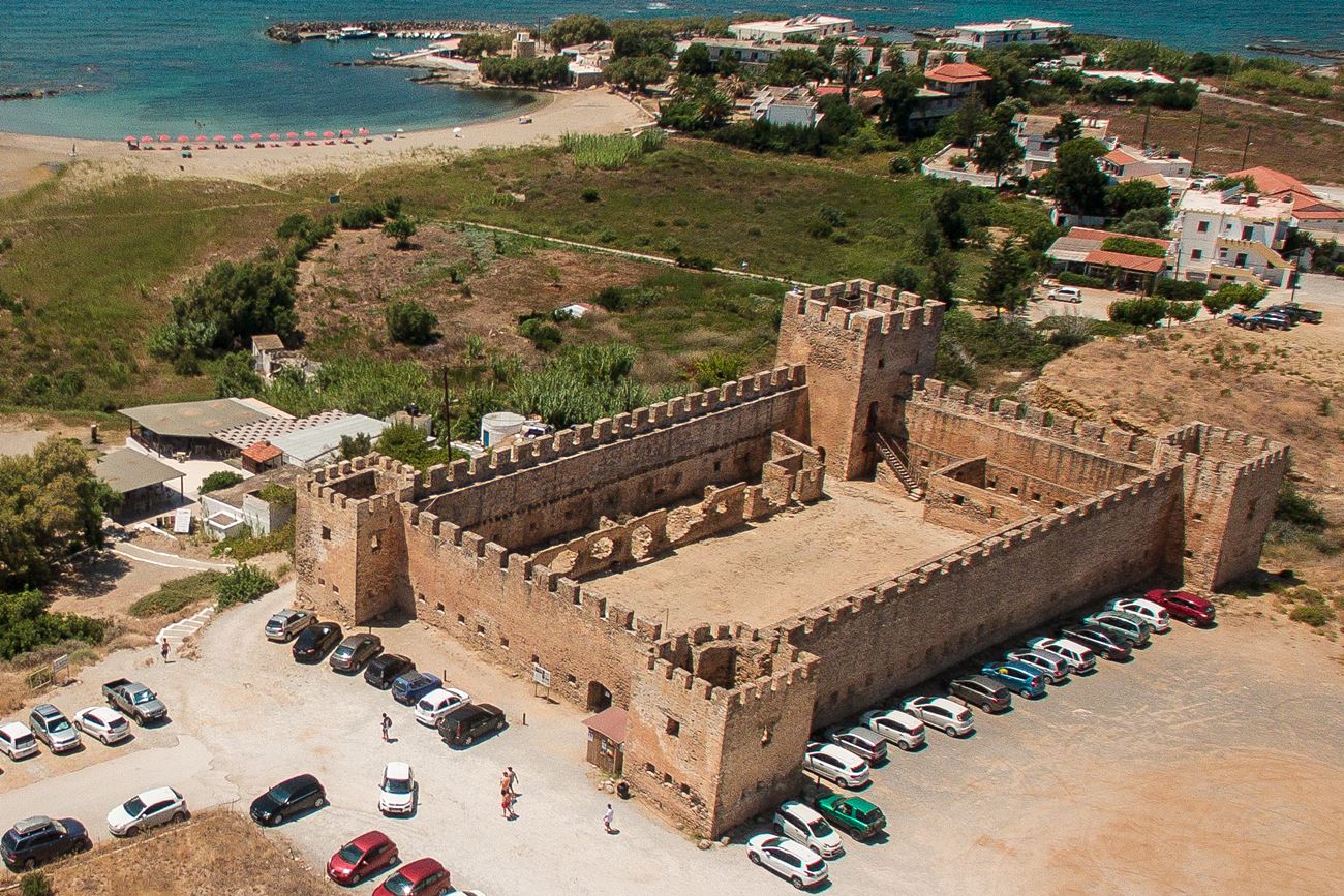 Φραγκοκάστελο: Το θρυλικό κάστρο στα Χανιά που ξεχωρίζει για την απόκοσμη αύρα του (φώτο)