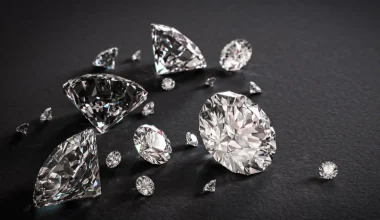 Επιστήμονες δημιούργησαν διαμάντια μέσα σε 140 λεπτά – «Είναι χωρίς αμφιβολία καλύτερα από τα φυσικά διαμάντια»