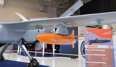 Τουρκία: «Θα παράγουμε 250 άρματα ALTAY, τα 85 με βοήθεια από τη Ν.Κορέα» – Νέο αεριωθούμενο drone-αυτοκτονίας