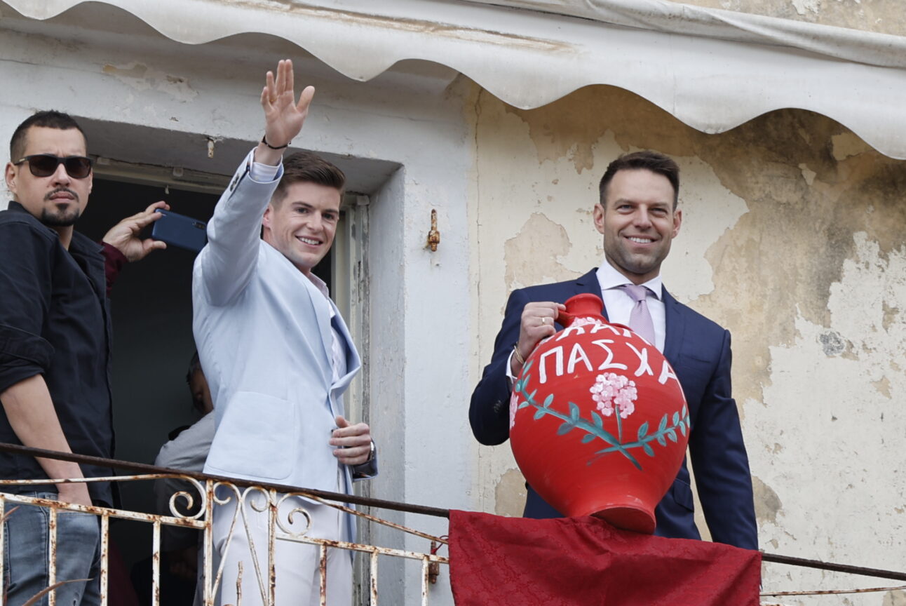 Κέρκυρα: Έριξε «μπότηδες» ο Σ.Κασσελάκης με τον Τάιλερ στο πλευρό του (upd)