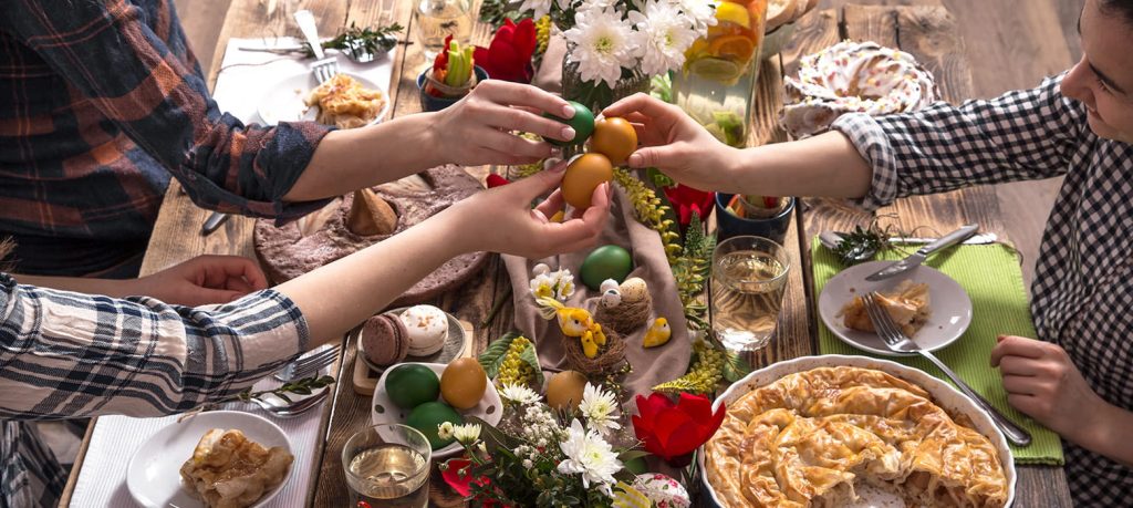 Πάσχα: Τι να προσέξετε σε περίπτωση υπερφαγίας