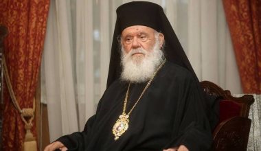 Το μήνυμα του Αρχιεπισκόπου Ιερώνυμου για το Πάσχα – «Χριστός Ανέστη»