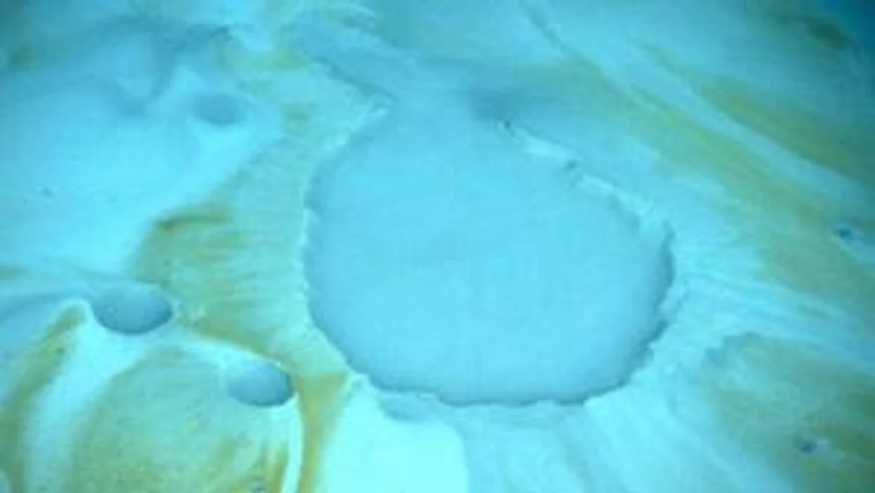 Ανακαλύφθηκε το «σκοτεινό» μυστικό της Ερυθράς Θάλασσας: «Λίμνες θανάτου» στο βυθό της – Ότι εισέλθει πεθαίνει!