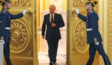Bίντεο: Ορκίστηκε ο Ρώσος πρόεδρος Βλαντίμιρ Πούτιν και αρχίζει την νέα εξαετή θητεία του