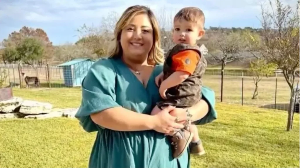 Φρίκη στο Τέξας: Μητέρα δολοφόνησε τον τρίχρονο γιο της και στη συνέχεια αυτοκτόνησε – Τον έβαλε να αποχαιρετήσει τον μπαμπά του
