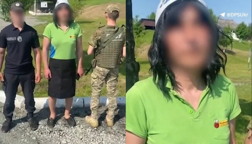 Ουκρανοί συνοριοφύλακες συνέλαβαν άνδρα που προσπάθησε να δραπετεύσει από τη χώρα ντυμένος… γυναίκα (βίντεο)
