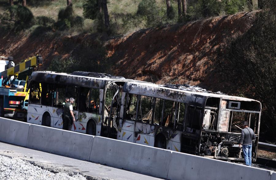 Θεσσαλονίκη: Η ανακοίνωση του ΟΑΣΘ για το λεωφορείο που έγινε «στάχτη» (φώτο)