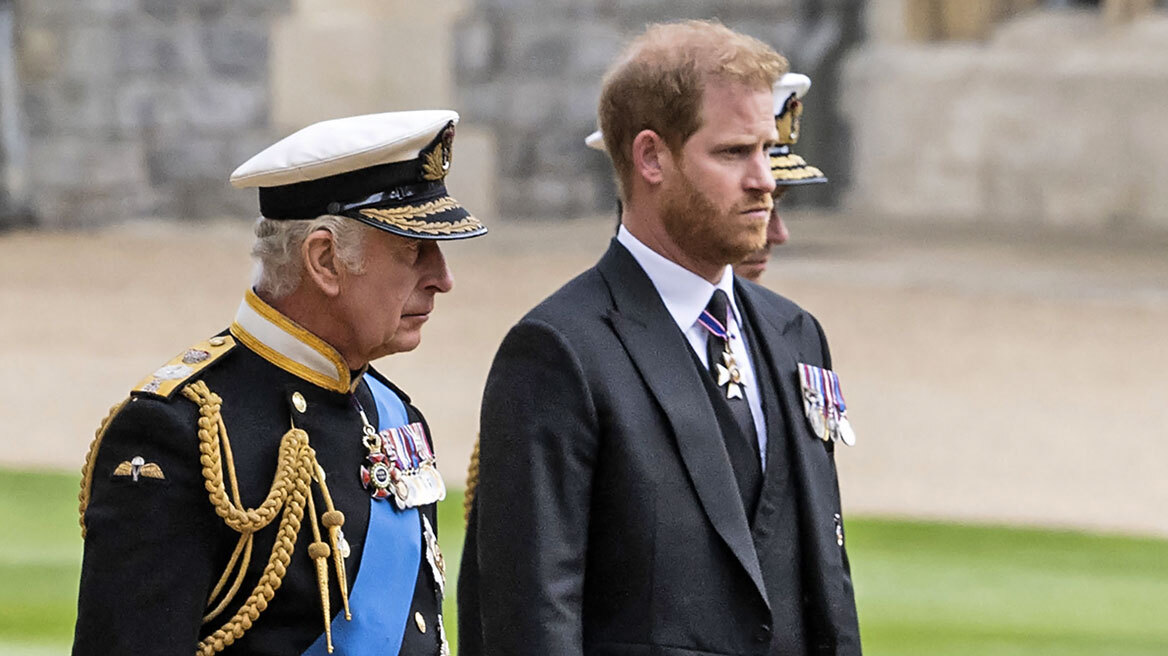 Βρετανία: Ο βασιλιάς Κάρολος δεν θα δει τον Χάρι – Επικαλέστηκε «φορτωμένο πρόγραμμα»