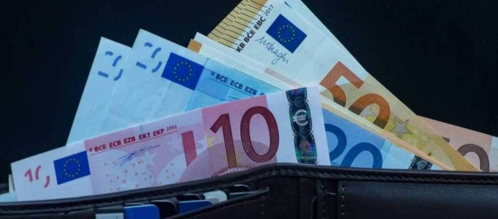 Οι 370.000 συνταξιούχοι που θα λάβουν αναδρομικά έως 4.000 ευρώ – Ποιους αφορά