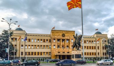 Σκόπια: Νίκη για το VMRO δείχνουν τα πρώτα αποτελέσματα