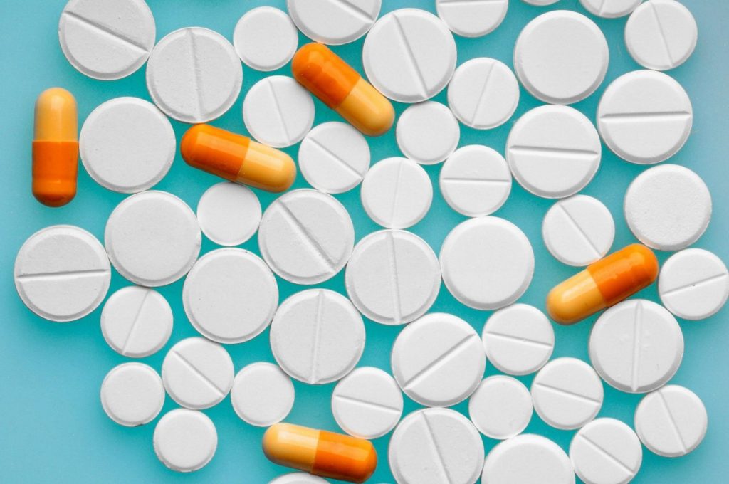 Κρήτη: Χειροπέδες σε άνδρα που είχε στην κατοχή του πάνω από 680 ναρκωτικά χάπια