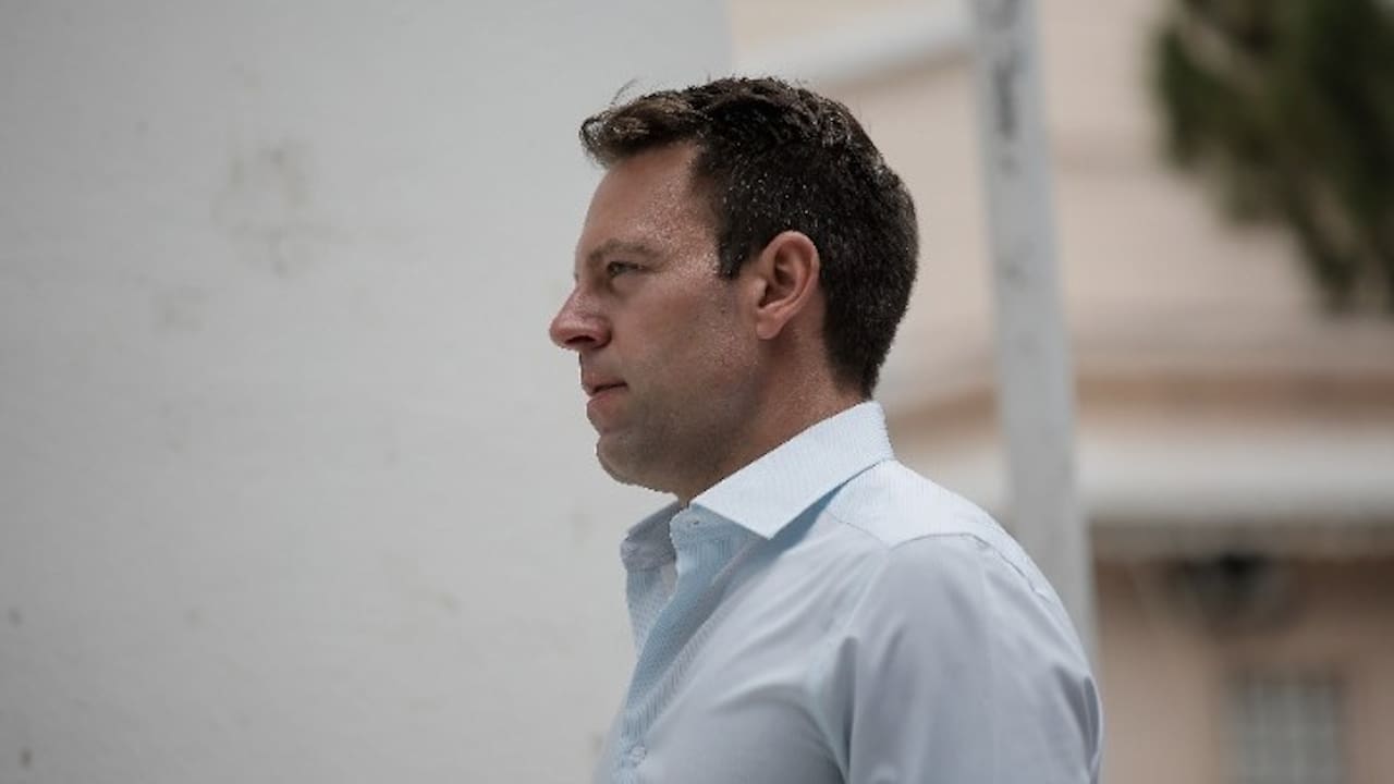 Επίσκεψη Σ.Κασσελάκη σε μειονοτικό σχολείο στην Αλβανία: «Κρατάτε την καρδιά του ελληνισμού δυνατή»