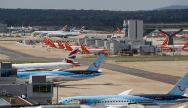 Λονδίνο: «Χάος» στο αεροδρόμιο του Γκάτγουικ – Εκκενώθηκε λόγω φωτιάς αλλά ήταν… «false alarm»