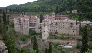 Άγιο Όρος: Επίσκεψη για προσκύνημα πραγματοποίησε η βουλγαρική κυβέρνηση