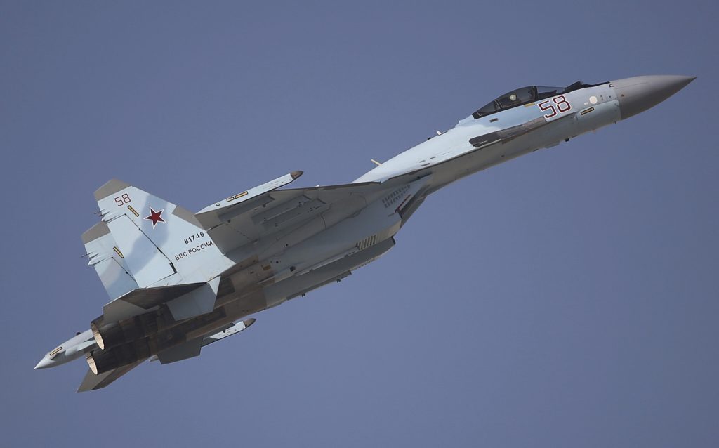 Η Ρωσία παρέλαβε νέα παρτίδα μαχητικών αεροσκαφών Sukhoi Su-35S – Πλήττουν 30 στόχους ταυτόχρονα