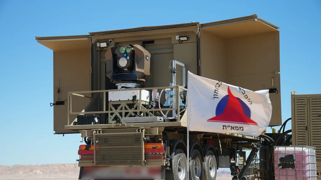 Ισραήλ: Ο Γ.Γκάλαντ ζήτησε να ξεκινήσει η ανάπτυξη του Iron Beam σε υπηρεσία