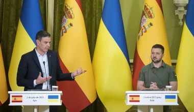 Στην Ισπανία ο Β.Ζελένσκι: Προς υπογραφή διμερούς συμφωνίας ασφαλείας με τον Π.Σάντσεθ