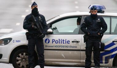Βέλγιο: Πέντε άτομα κατηγορούνται για τον θάνατο οδηγού φορτηγού – Πέταξαν κάλυμμα υπονόμου από γέφυρα