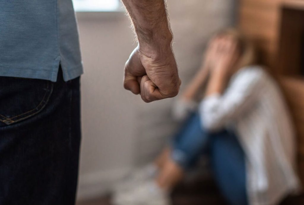 Τρεις συλλήψεις για ενδοοικογενειακή βία στην Κοζάνη