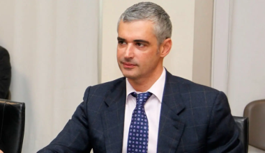 Α.Σπηλιωτόπουλος: «Ο Σ.Κασσελάκης έχει έμφυτο ταλέντο – Δεν χρειάζεται κανέναν να τον συμβουλεύει»