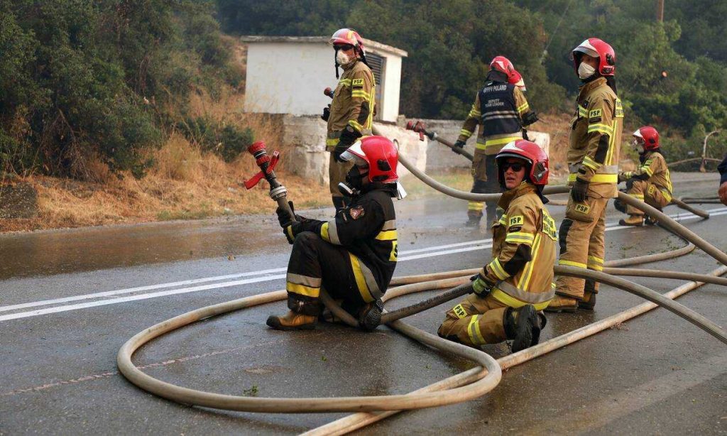 Η ΕΕ στέλνει πυροσβέστες στην Ελλάδα για την αντιμετώπιση των πυρκαγιών