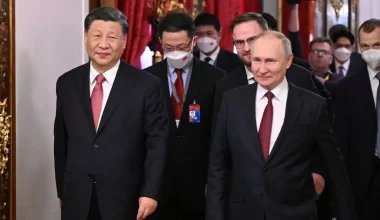 Βλαντιμίρ Πούτιν: «Ειλικρινής η επιθυμία της Κίνας για επίλυση της ουκρανικής κρίσης»